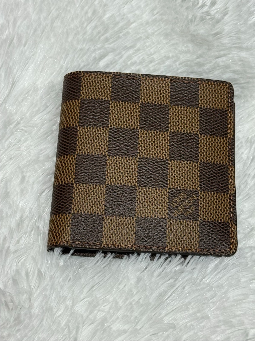 Louis Vuitton Men’s Damier Ebene leather bifold wallet. (Mint condition ) - Picture 2 of 13